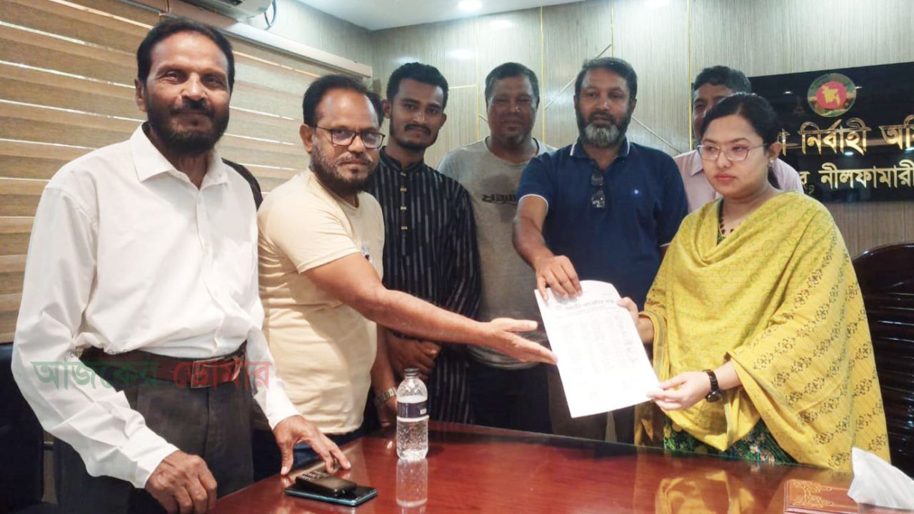 ডোমারে জাতীয় সাংবাদিক সংস্থার নবগঠিত কমিটির পরিচিতি সভা অনুষ্ঠিত